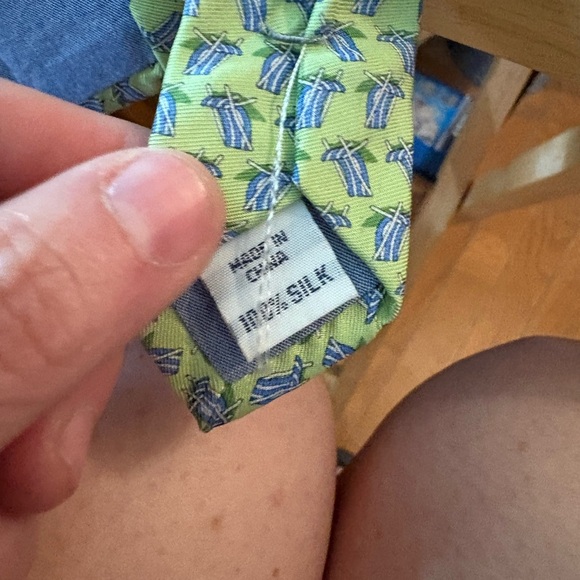 Green and‎ Blue Patterned Men's Tie - Picture 4 of 4